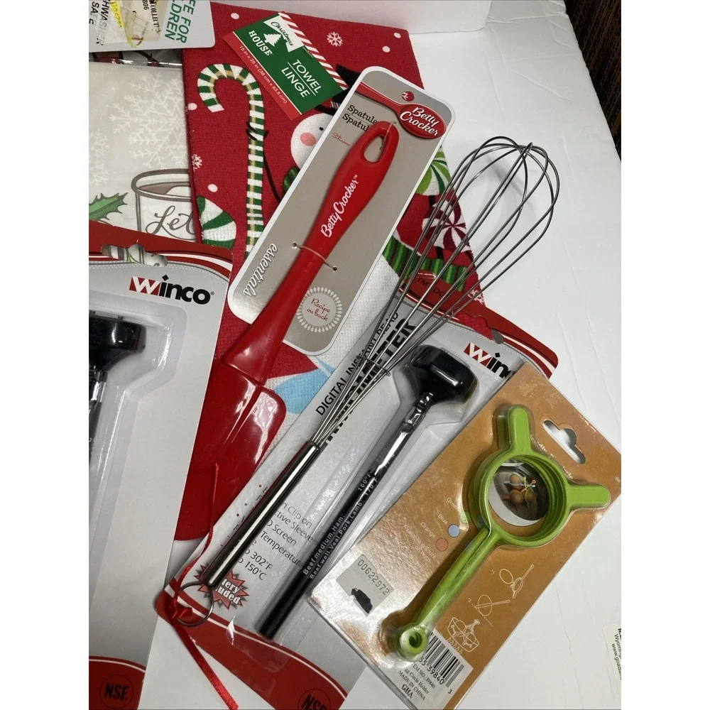 Odd Kitchen Gadget Gift Pack 18 Items: Garlic,‎ Egg, Banana Chopper; Towels...